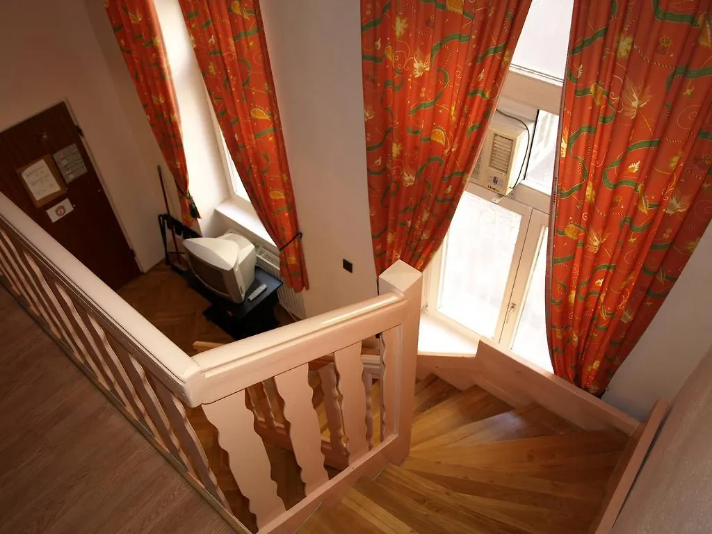 Hotel Liechtenstein Apartments II 2*, Vienna Austria